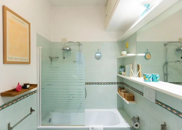 Trastevere Relax By In *